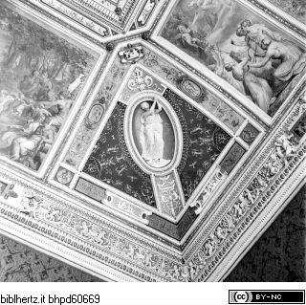 Freskierte Decke mit Stuckreliefs, Spes