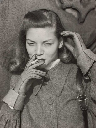 Die Schauspielerin Lauren Bacall (Mademoiselle)