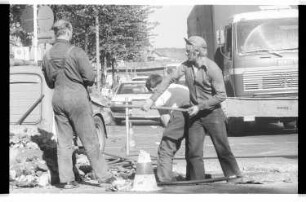 Kleinbildnegative: Straßenbauarbeiten, Potsdamer Straße Ecke Winterfeldtstraße, 1979