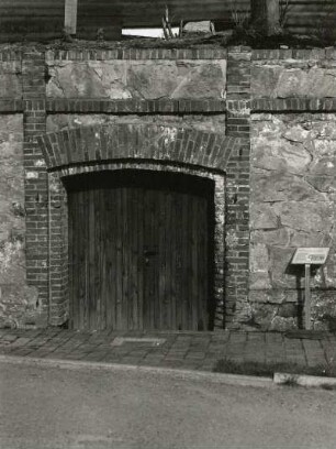 Blankenhain (Kreis Werdau), Nischwitzer Straße. Keller. Eingang
