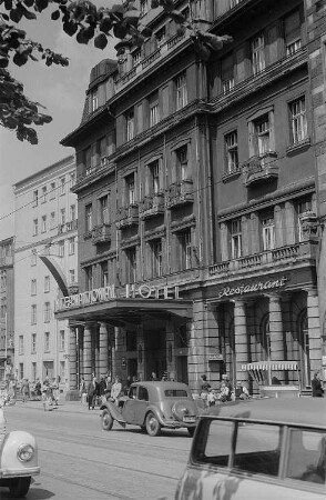 Hotel International