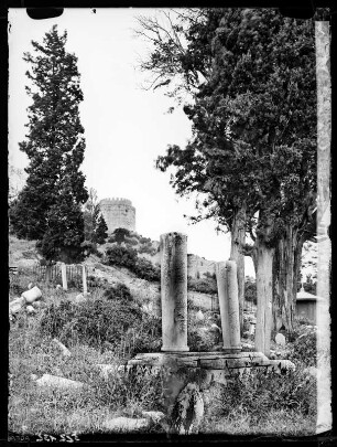 Alter Friedhof bei Rumeli-Hissar