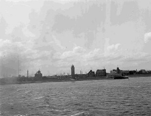 Anleger Cuxhaven von der Wasserseite