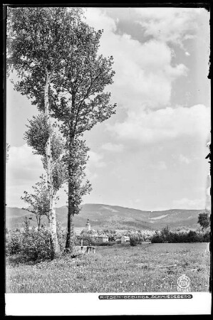 Schmiedeberg im Riesengebirge, Blick zur Kirche
