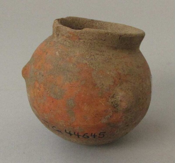 Clay vessel