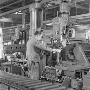 Stationäre Bohrmaschine bei Borgward