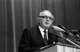 30. Tagung 1980 Chemiker; Eröffnung Festhalle; Ansprachen: E. Pestel