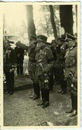 Die Beisetzung Wilhelms II. im Park von Schloss Doorn