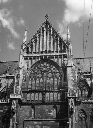 Regensburg. Dom Sankt Peter (1260/1310, 1350/1550 und 1859/1869). Teilansicht