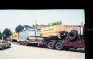 Schwertransport des "VE Kombinat Deutrans" von Rostock nach Schwedt/Oder