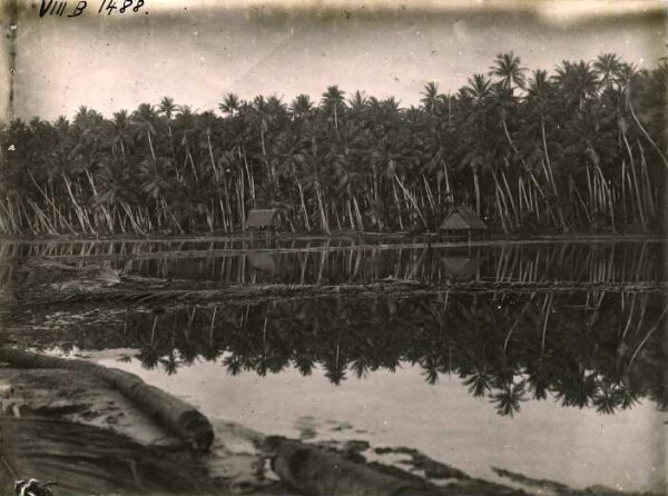 "Binnensee auf Nauru"