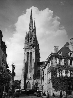 Quimper. Saint-Corentin (Baubeginn 1240, Vollendung 1846/1855)