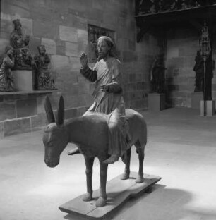 Christus auf dem Palmesel : Nürnberg, Germanisches Nationalmuseum. Christus auf dem Palmesel, Nürnberg, um 1370