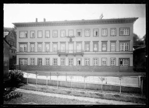 Gebäude mit Reichsadler (Kreisleitung, heute: Eichelgasse 56 B-W Bank)