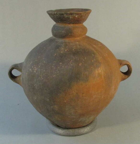 Clay vessel