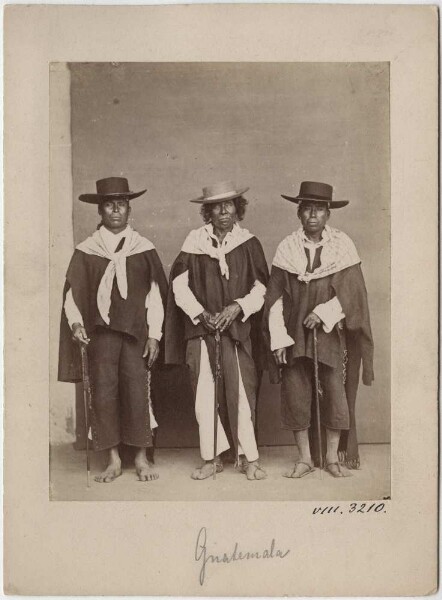 Three "alcaldes", i.e. village chiefs who, in addition to political and social duties, sometimes also fulfil religious obligations.