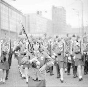 Parade des DTSB durch die Innenstadt während des Festes der Freundschaft in Leipzig