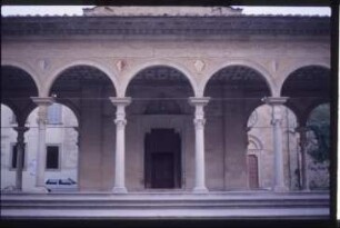 Arezzo, S. Maria delle Grazie : Portikus