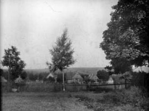 Gebäude und Landschaft