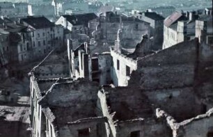 Lublin. Blick von einem erhöhten Standpunkt auf Häuserruinen