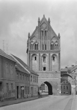Ruppiner Tor (2. Hälfte 15. Jahrhundert). Stadtseite