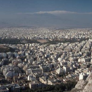Athen, Blick vom Lykabettos nach Westen zum Parnes-Gebirge