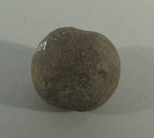 Stone bola