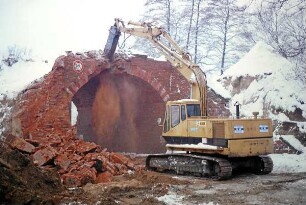 Trittau: Möllner Landstraße: Abbruch Eisenbahnbrücke