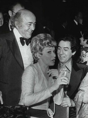 Internationale Filmfestspiele 75. Heinz Holl, Waltraud Haas, Vico Torriani, Hauptdarsteller in Meine Schwester und ich