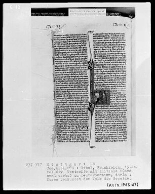 Bibel — Initiale H (aec sunt verba), darin verkündet Moses dem Volk die Gesetze, Folio 61verso