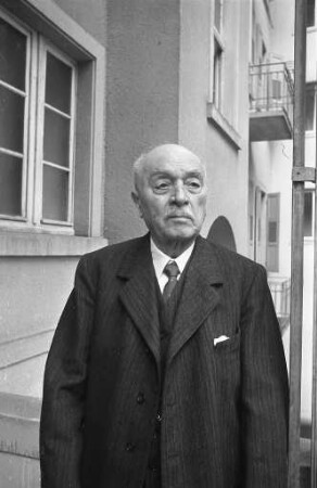90. Geburtstag von Prof. i.R. Erasmus Caemmerer, erster Inhaber eines Lehrstuhls für Elektrotechnik an der TH Karlsruhe.