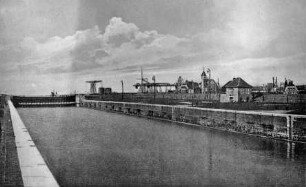 Große Seeschleuse Emden/Ems