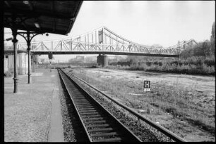 S-Bahnhof Gesundbrunnen mit Swinemünder Brücke