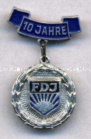 FDJ (Freie Deutsche Jugend), 10 Jahre
