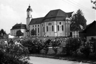 Wies: Fußweg zur Wieskirche [Wallfahrtskirche zum Gegeißelten Heiland auf der Wies]