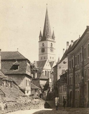 Stadtkirche und Altes Rathaus : Rumänien. Hermannstadt (Sibiu). Blick auf die evangelische Stadtpfarrkirche und das Alte Rathaus