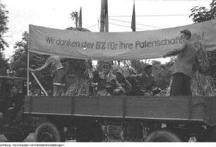 Dresden, 2. Pressefest der Sächsischen Zeitung (SZ) mit Hermann Matern und Carl Bobach, August 1955