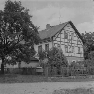 Wohnhaus (ehem. Wohnstallhaus)