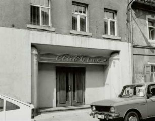 Wohnhaus mit Clubkino
