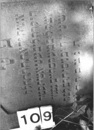 Grabstein 109 (Detailaufnahme)