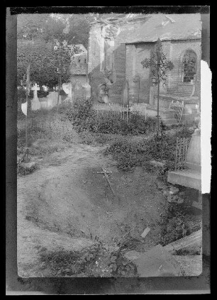 Zerstörter Friedhof