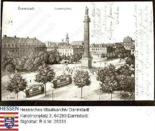 Darmstadt, Luisenplatz mit Straßenbahn und Ludwigs-Monument