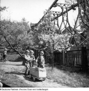 Kindergarten Dresden; Schwebebahn; Kindergarten Veilchenweg