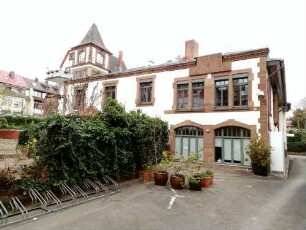 Heidelberg-Neuenheim Helmholtzstraße 8