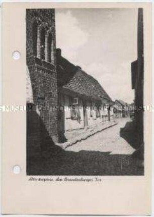 Altentreptow, Am Brandenburger Tor