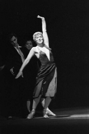 Szenenbilder aus "Neue Odyssee", Ballett in 5 Bildern von Albert Burkat mit Musik von Victor Bruns. Staatsoper Berlin, 01.03.1962
