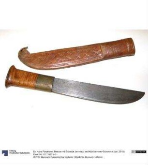 Messer mit Scheide