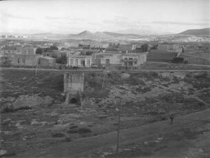 Stadtbild : Panoramaaufnahme der Stadt Heraklion in Richtung Osten.