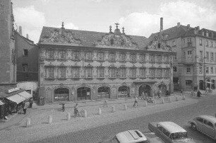 Würzburg: Haus zum Falken, Gesamtansicht
