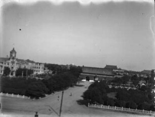 Torgebäude : Torgebäude im chinesischen Architekturstil